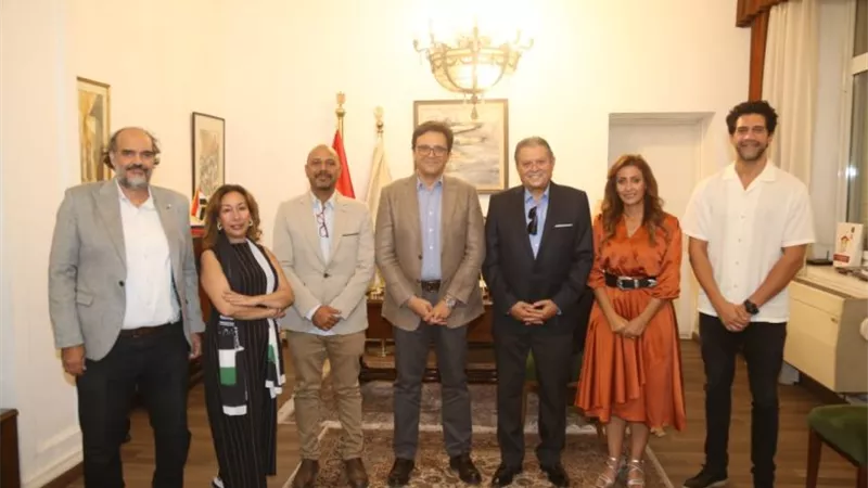وزير الثقافة يستقبل إدارة مهرجان الفيوم السينمائي لأفلام البيئة والفنون المعاصرة