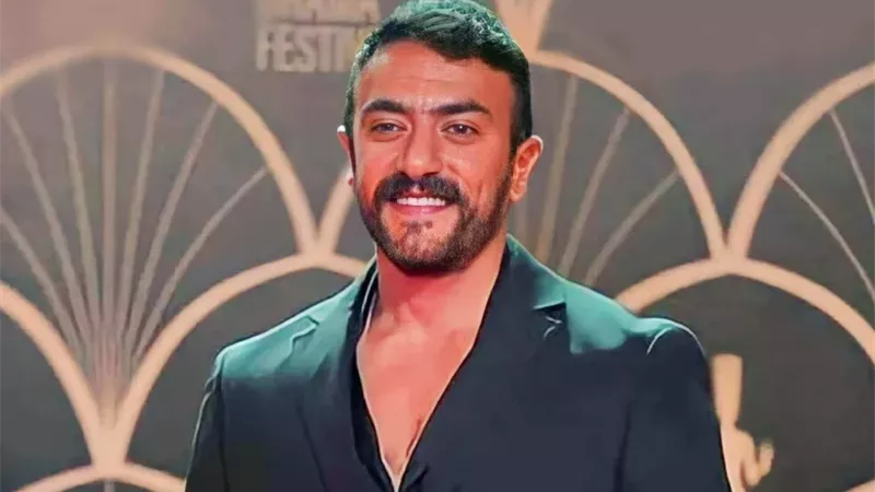 العوضي يهدي جائزته في مهرجان الفضائيات لمنتجي الشركة المتحدة الراحلين