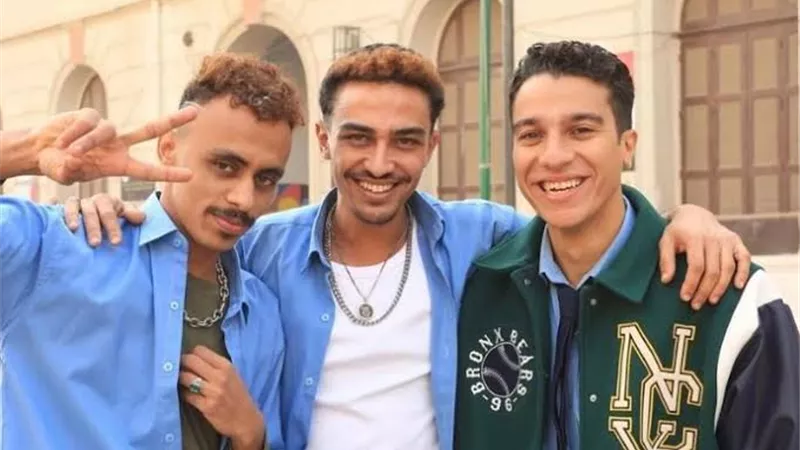 “الراجعة فاجعة”.. أبطال فيلم الحريفة يواصلون تصوير الجزء الثاني