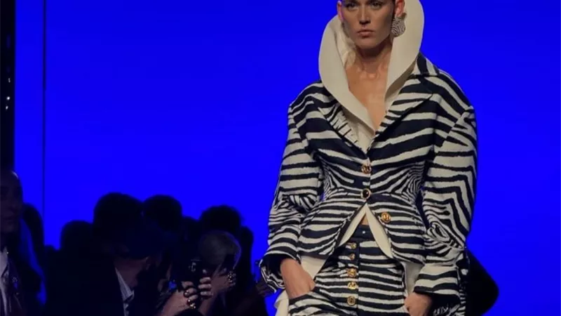 مجموعة الأزياء لربيع وصيف 2025 من Schiaparelli استكشاف المستقبل بلمسات عتيقة