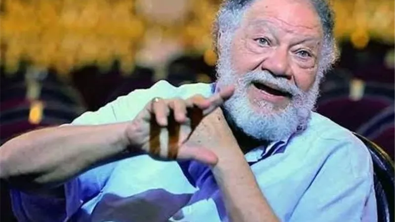 يحيى الفخراني وسمير العصفوري.. أشرف زكي يكشف قائمة المكرمين في مهرجان نقابة المهن التمثيلية 