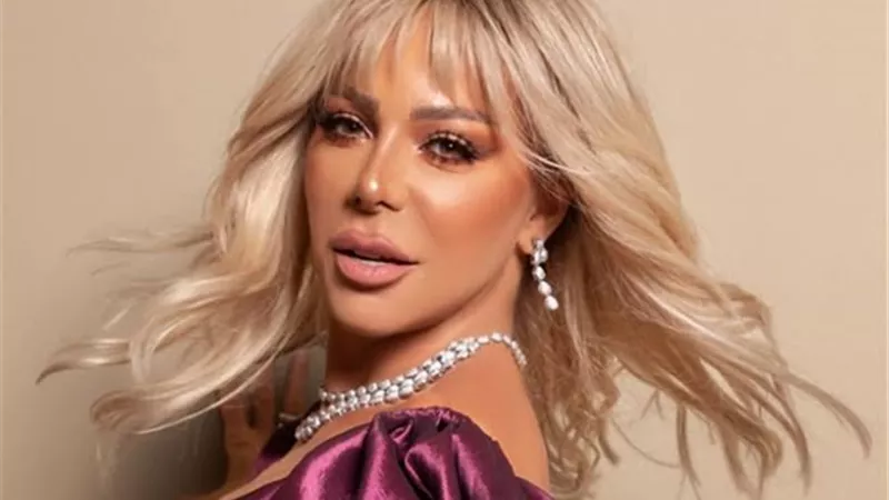 معرفش حد.. هل أساءت سوزان نجم الدين للفنانين في الجزائر؟ 