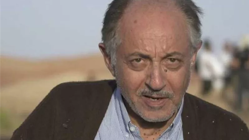 عبد العزيز مخيون يكشف لـ
