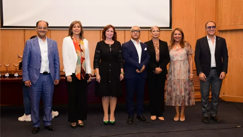 الإحتفال بتوزيع جوائز أفضل مقال أو دراسة نقدية عن الأفلام القصيرة جدا  