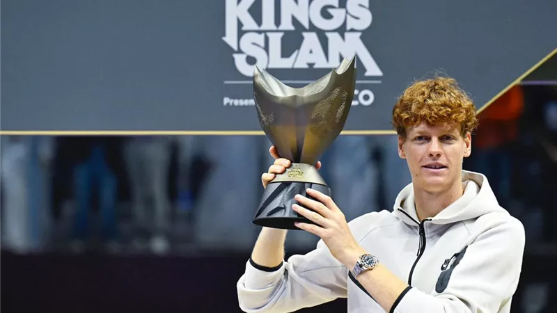يانيك سينر يتوج ببطولة Six Kings Slam ضمن فعاليات موسم الرياض