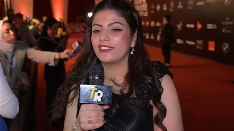 الفنانة ليديا هارون: 