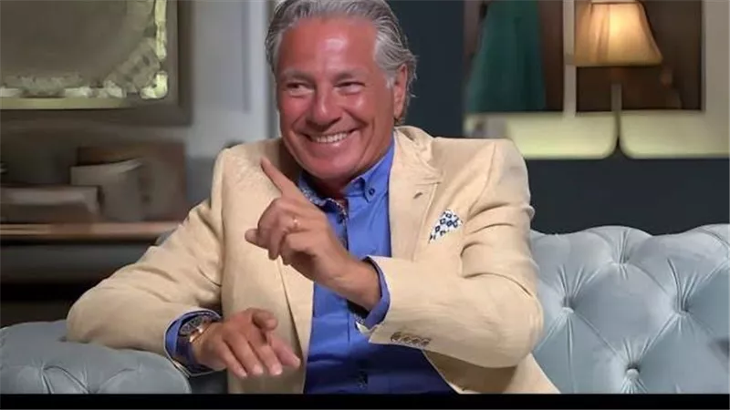  وفاة مصطفى فهمى بعد صراع مع المرض 