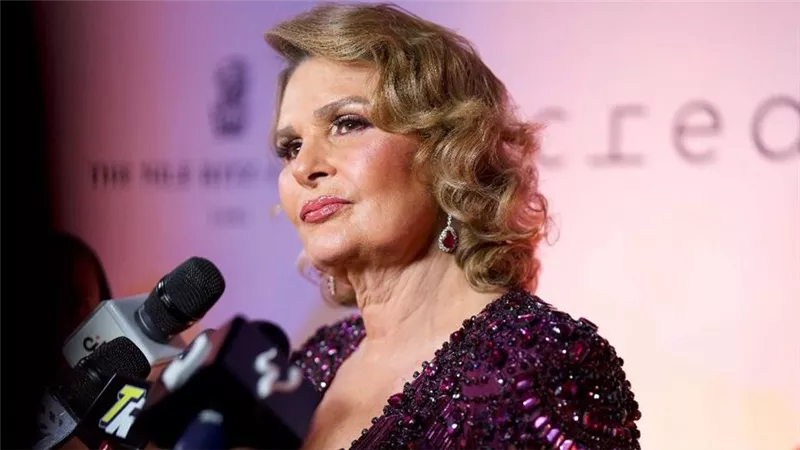 هيلين هوني رئيس الجولدن جلوب: يسرا وحسين فهمي أسطورتان من أساطير السينما العربية 