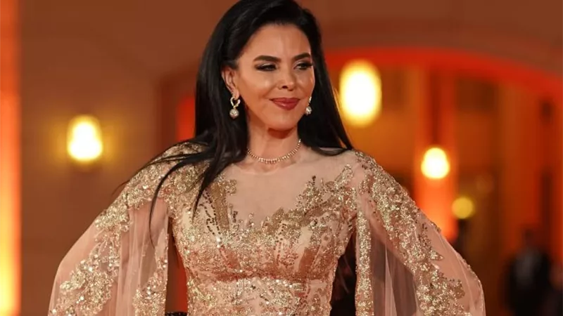 إعلاميون مصر يصلون حفل ختام مهرجان القاهرة السينمائي