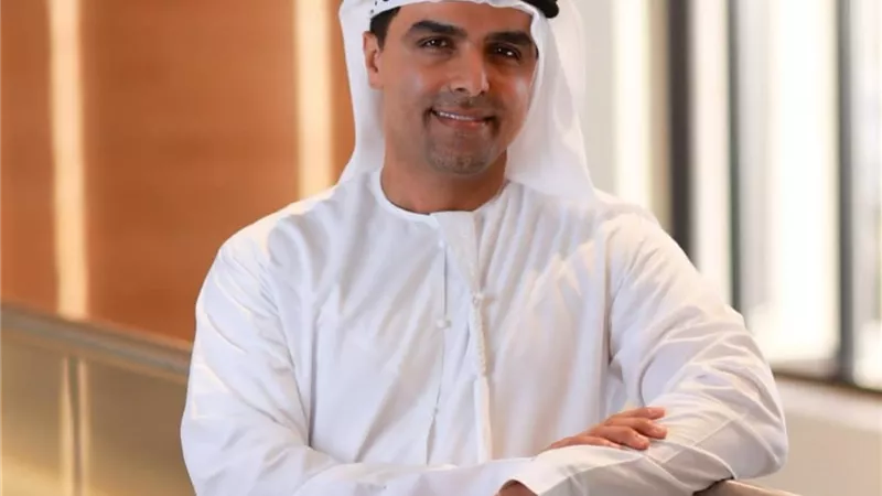 الدكتور عبد السلام البلوشي أثناء تكريمه بمهرجان ضيافة: جائزة صقر العام في الطب حافز لي لتقديم الأفضل 