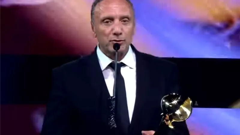 عن تكريمه بمهرجان ضيافة .. باسل الخطيب: روح الشاعر نزار قباني بيننا وسعيد بهذا التكريم