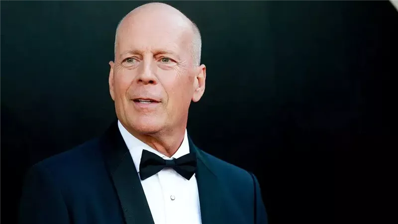 اول ظهور للممثل الأمريكي  بروس ويليس بعد اعتزاله الفن