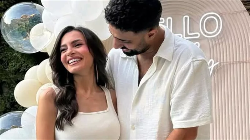 كارمن سليمان تعلن حملها الثاني (صور)  