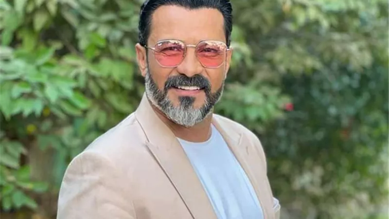محمد رجب يشكر تركي آل الشيخ على إنجازاته في السينما العربية ويهنئ صناع فيلم 