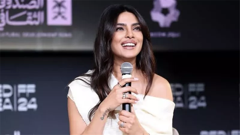 بريانكا شوبرا تتحدث عن جذورها الهندية في جلستها الحوارية بمهرجان البحر الأحمر السينمائي