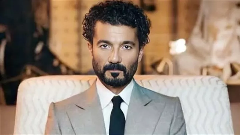خالد النبوي يكشف أسرار التمثيل في ندوة بمهرجان القاهرة للفيلم القصير 