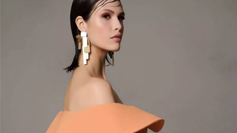 نور فتح الله تكشف عن مجموعتها الجديدة لخريف وشتاء 2024-2025 بعنوان Velvet Whisper 