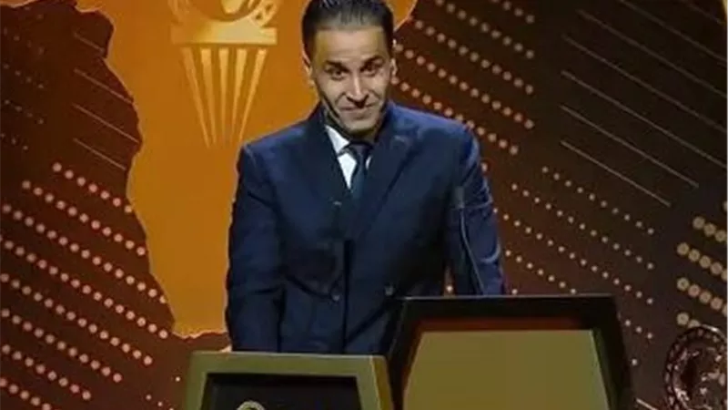 معتز الشلماني أول ليبي يحصد جائزة أفضل حكم في إفريقيا لعام 2024