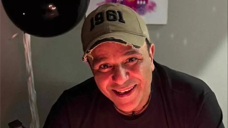 محمد فؤاد يحتفل بعيد ميلاده الـ63 عبر 'إنستجرام' 