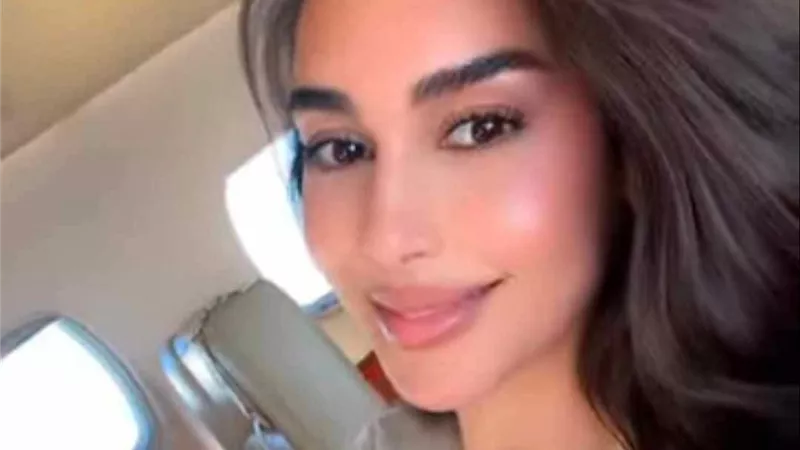 ياسمين صبري تشارك الجمهور صورتها من داخل طائرة خاصة 