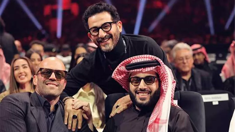 بعد تصدره الترند بسبب ظهوره مع تركي آل الشيخ.. من هو جيسون ستاثام؟ 