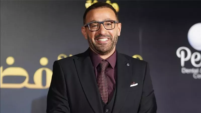 أحمد السقا يحصل على جائزة النجم الذهبي في مهرجان 