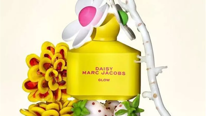 مجموعة عطور “Daisy Marc Jacobs Glow” بإصدارات محدودة بروائح الزهور 