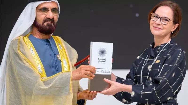 محمد بن راشد يكرم الفائزين بجائزة “نوابغ العرب 2024” في متحف المستقبل
