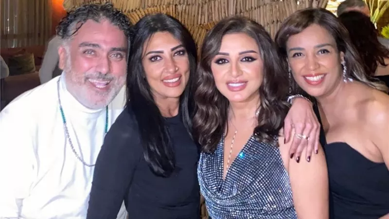 أنغام تحتفل بعيد ميلادها وسط أجواء مميزة وبحضور نجوم الفن 