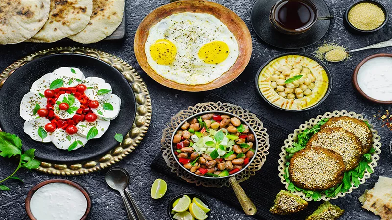 لتجنب التعب والإرهاق أثناء الصيام.. لا تتناول هذه الأطعمة على السحور