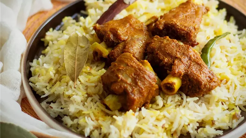 على سفرة رمضان.. خطوة بخطوة حضري الحنيذ اليمني بأسهل طريقة
