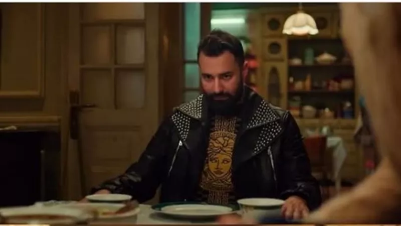أحمد حاتم يُشعل السخرية على 