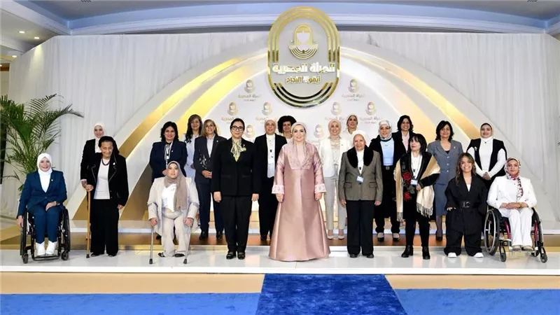 في يوم المرأة العالمي.. السيدة انتصار السيسي تلتقي بمجموعة من السيدات الملهمات 