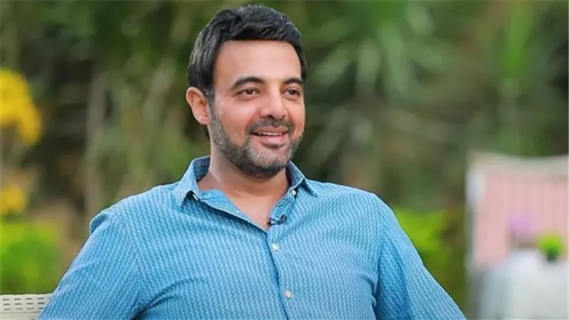 عمرو محمود ياسين في 