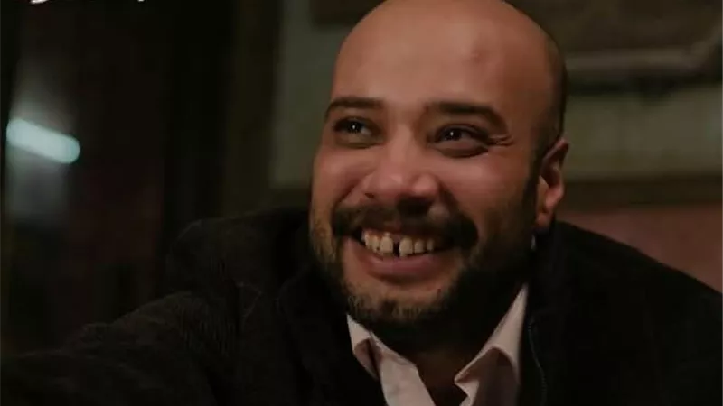 حاتم صلاح: كندة علوش مرحة ورايقة في كواليس تصوير “إخواتي” 