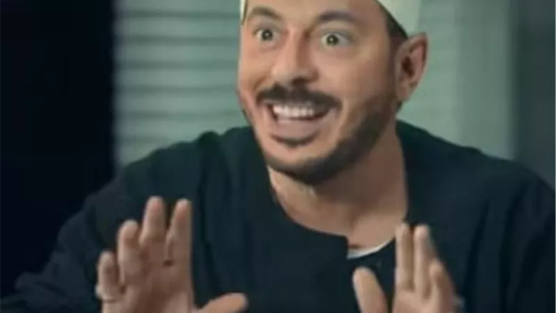 مسلسل حكيم باشا الحلقة 12.. مصطفى شعبان يخبر عمه نيته للإبتعاد عن تجارة الآثار