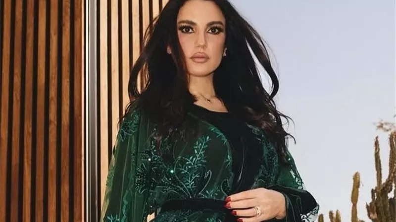 درة تخطف الأنظار بإطلالة رمضانية من مجموعة Maison Lola
