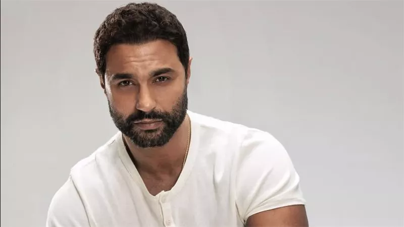 فارس أحلام.. كريم فهمي يظهر في الحلقة الأخيرة من مسلسل 