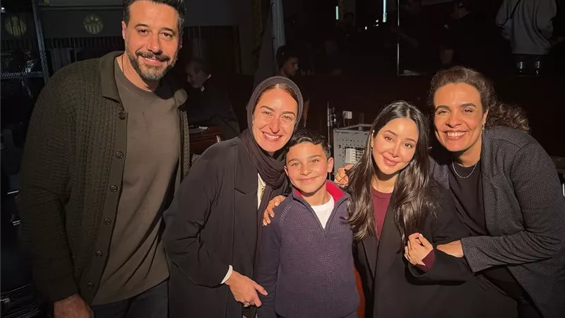 أسيل عمران تُشارك لقطات تجمعها بأمينة خليل والسعدني من كواليس 