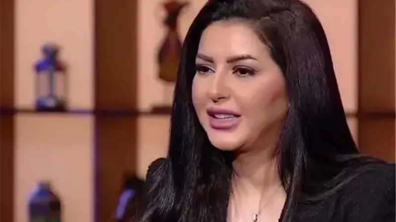 أيمن عزب لـ
