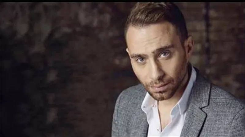 حسام حبيب يُعلن طرح ألبوم غنائي جديد.. قريبًا 