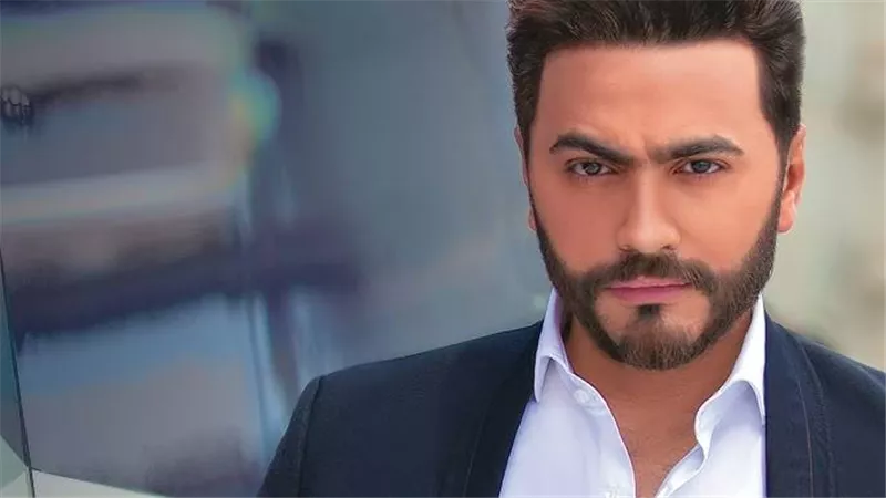 تامر حسني يودع إبراهيم شيكا بكلمات مؤثرة 