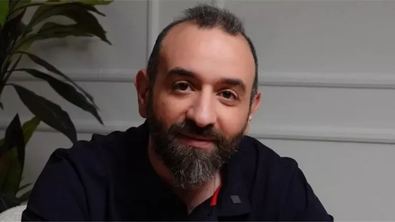 عمرو سلامة لـ 