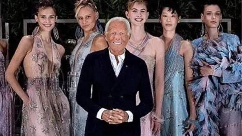 جورجيو أرماني يحتفل بمرور 20 عامًا على إطلاق “Armani Privé” بمعرض فاخر في ميلانو