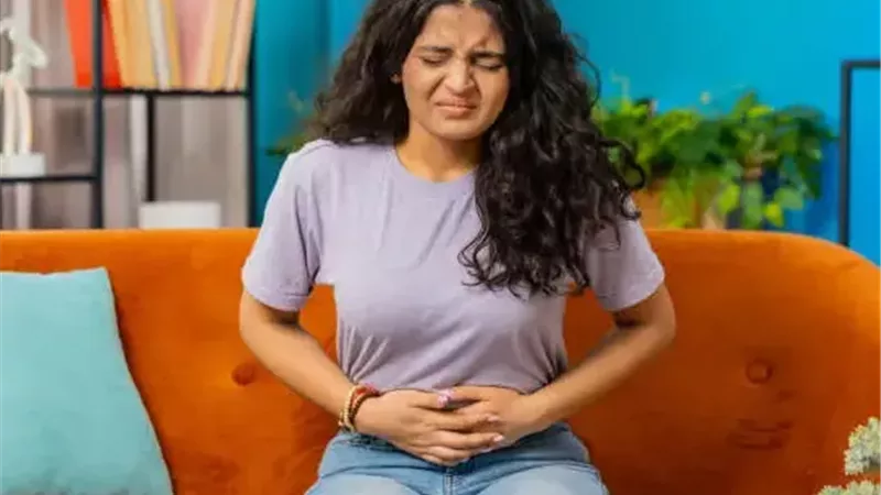 هل يحدث فرط نمو البكتيريا في الأمعاء الدقيقة بسبب الوجبات الجاهزة؟ 