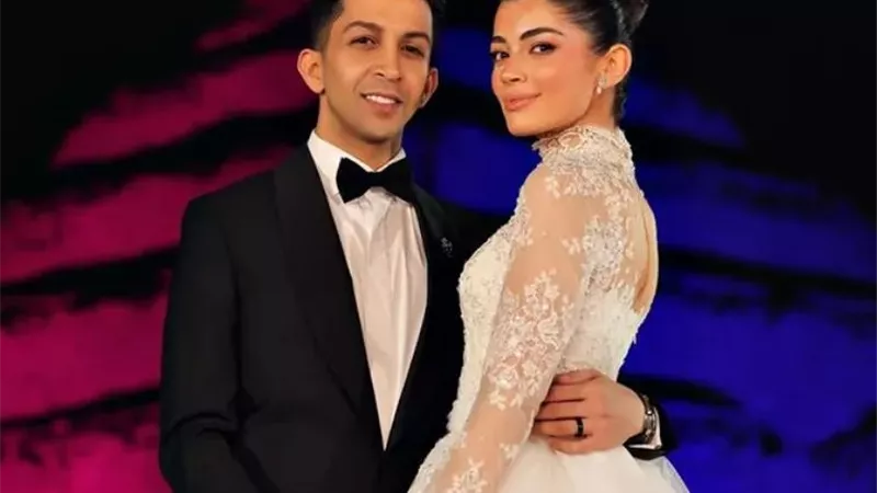 هشام جمال يُهدي زوجته ليلى زاهر أغنية 