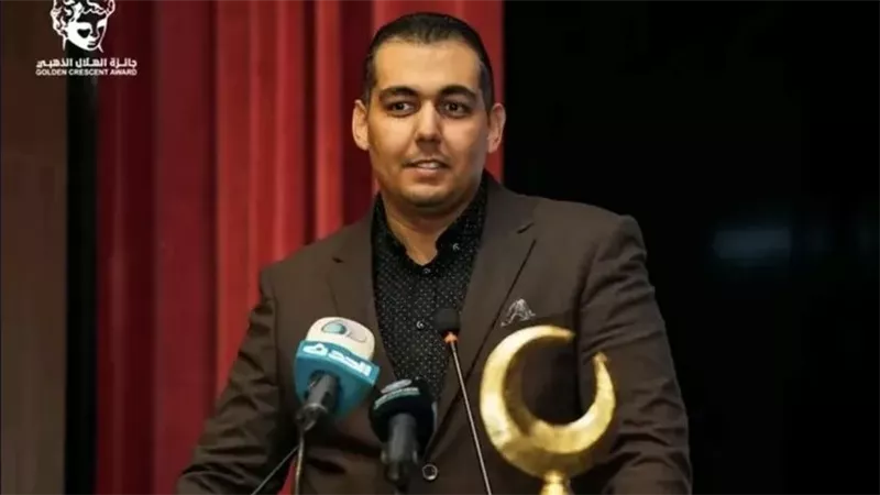 نزار الحراري يحصد جائزة الهلال الذهبي لأفضل مخرج عن مسلسل 