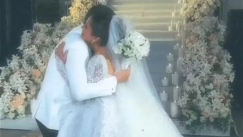 الصور الأولى من حفل زفاف الفنانة رنا رئيس ويسري