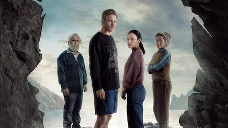 مسلسل The Survivors.. جريمة غامضة تقلب حياة بلدة ساحلية 