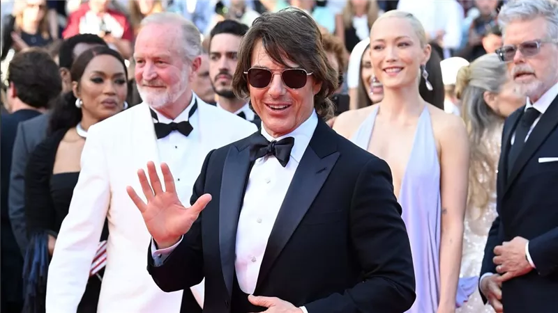 توم كروز ونجوم Mission Impossible 8 في العرض العالمي للفيلم بمهرجان كان